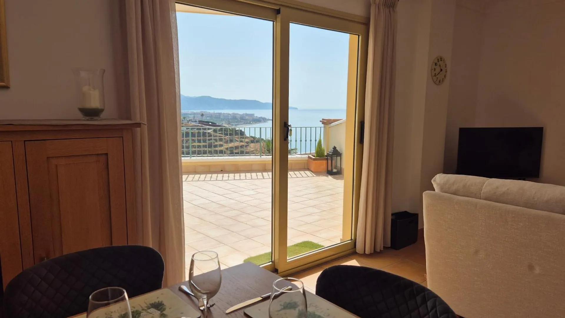 托罗克斯科斯塔Tamango Nerja View公寓 西班牙